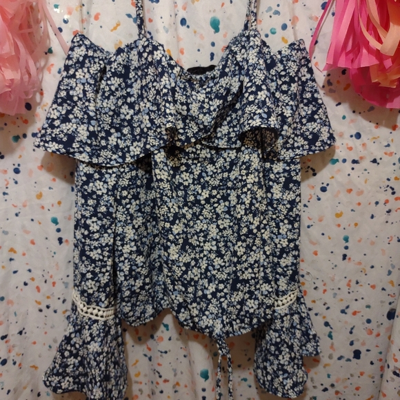 Top - Picture 4 of 4